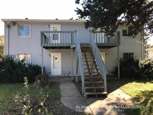 Primary Photo - Great 1 Bed/1 Bath For Rent on East Side!!