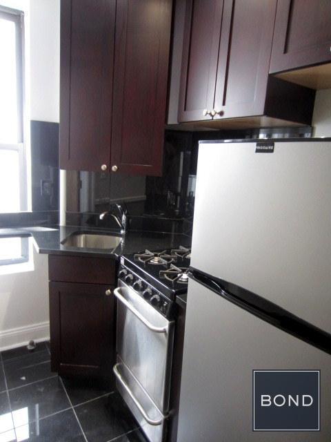 Primary Photo - 98 Thompson St