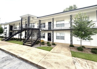 Building Photo - 4009 Old Shell Rd