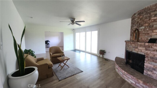 Building Photo - 6016 Ashwood St