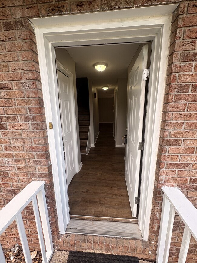 Building Photo - 37 Agappa Ln