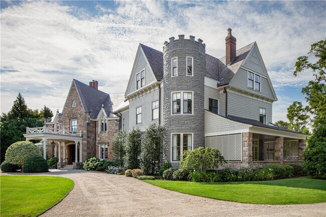 Building Photo - 425 Bellevue Ave