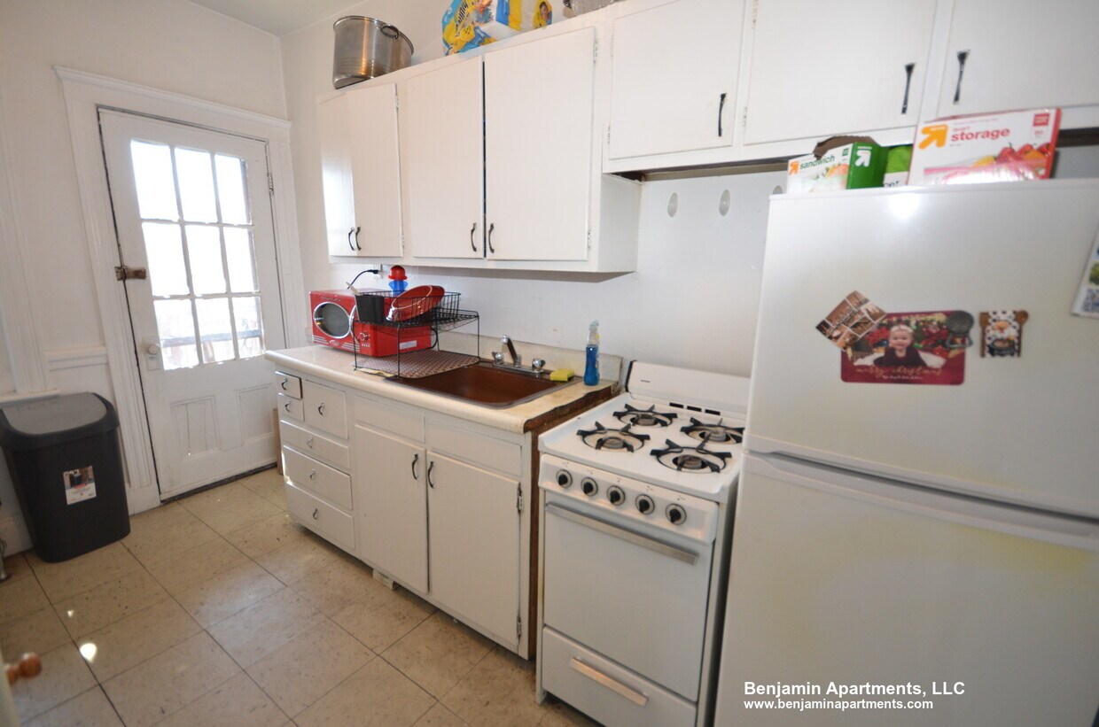 Primary Photo - 128 Washington St
