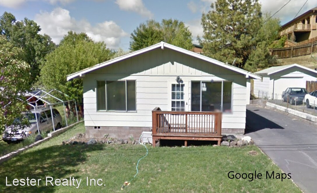 Primary Photo - 3 br, 2 bath House - 2318 California Ave.