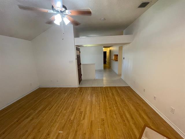 Foto del edificio - 2205 Prairie Creek Trail