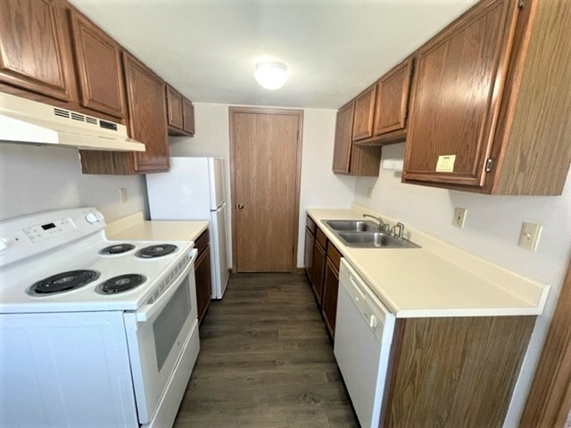 Building Photo - 109 N 74th St