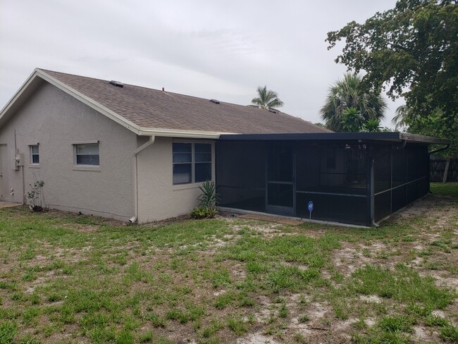 Building Photo - 9515 Lancaster Pl