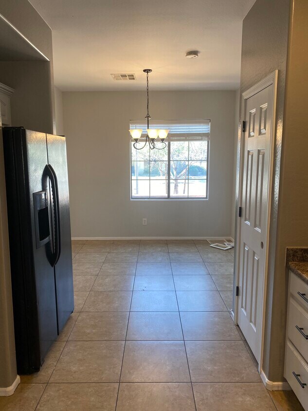 Foto principal - 2626 W Fawn Dr