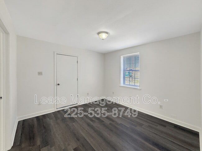 Building Photo - 2633 New Orleans St