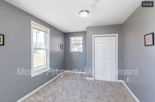 Building Photo - 933 Front Ave