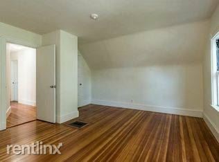 Building Photo - 4 br, 2 bath Apartment - 56 Lowden Ave # 2C