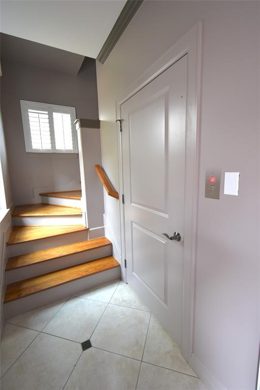 Foto del edificio - 2632 Wroxton Rd
