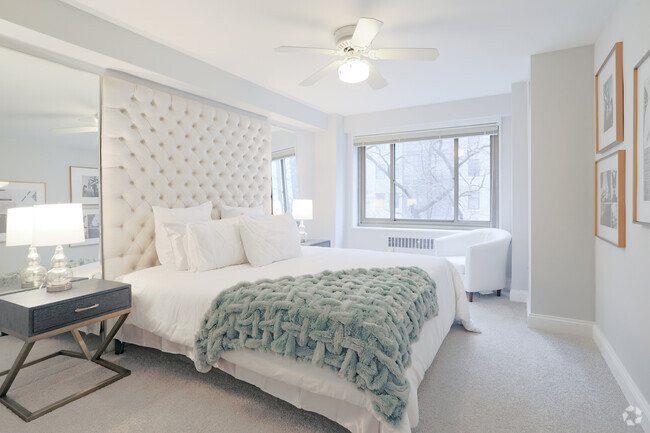 1 BR, 1 BA - Bedroom - 1350 North Lake Shore Drive