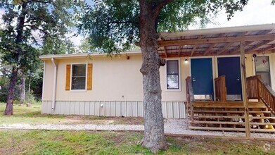 Building Photo - 5585 Straub Rd