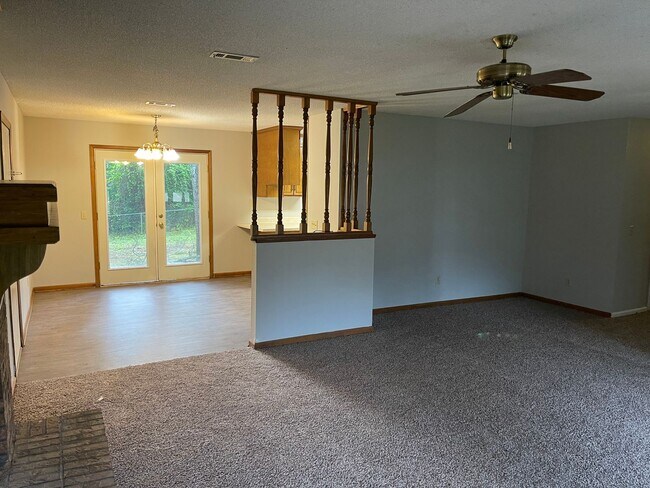 Building Photo - Foxhill Subdivision!!