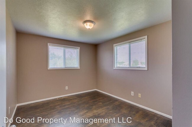 Foto del edificio - 5 br, 3 bath House - 6415 W Franklin Rd