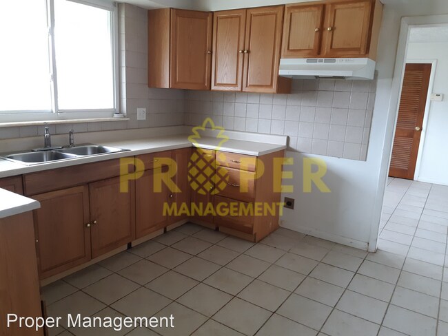 Foto del edificio - 3 br, 1.5 bath House - 828 Macmillan Dr
