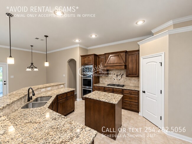 Foto del edificio - 3200 Wildcatter Dr