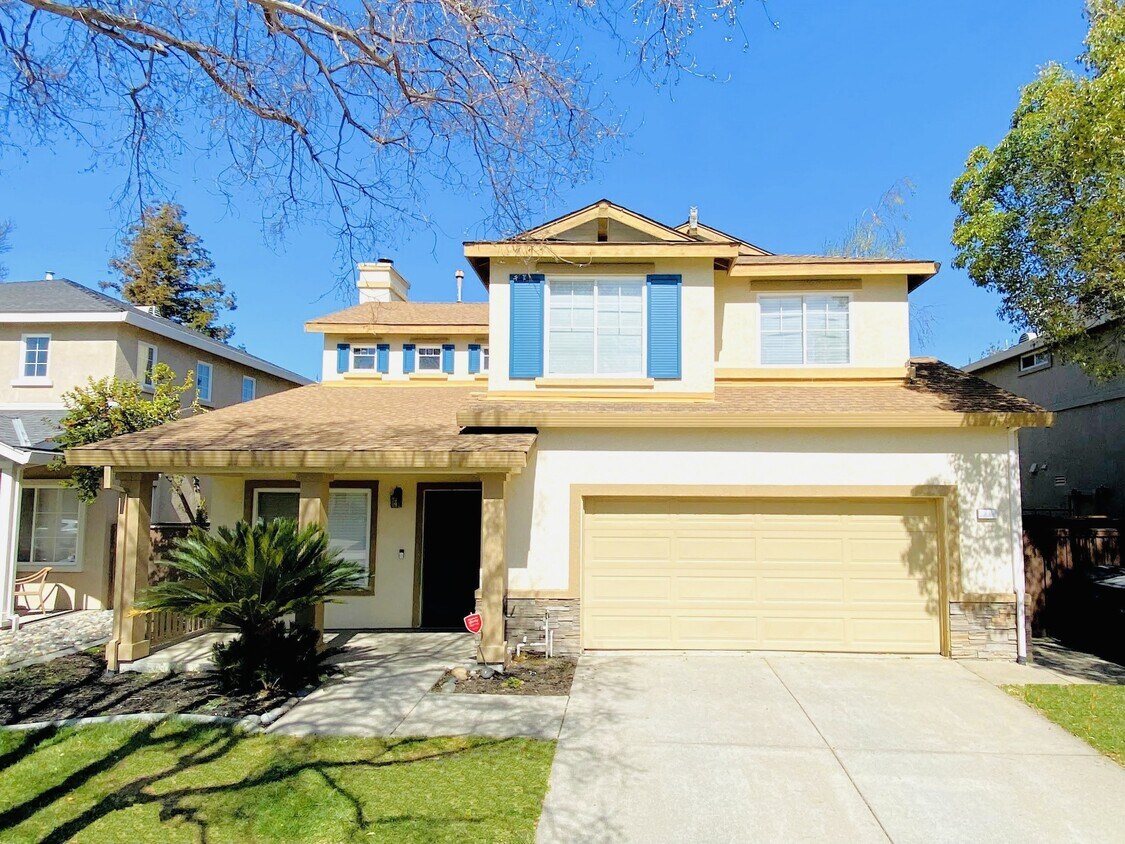 Foto principal - 67 Primrose Ct