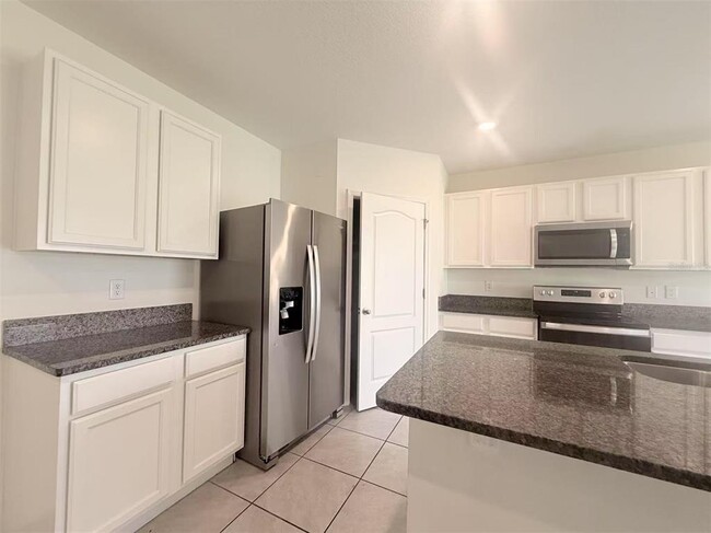 Foto del edificio - 5355 Cedar Point Wy.