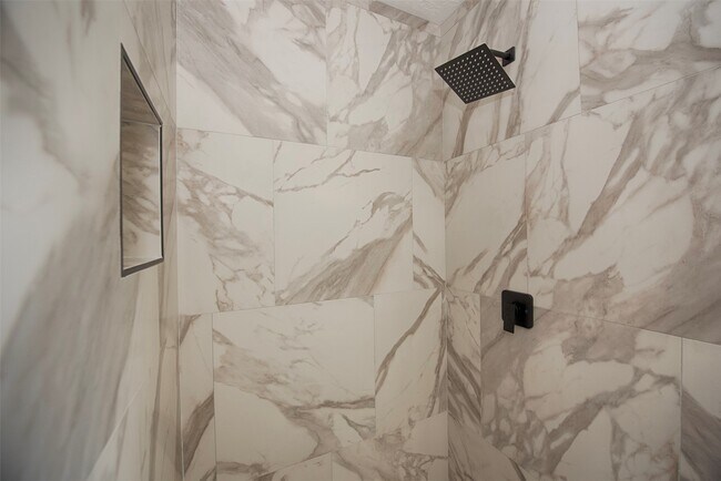 Foto del edificio - 309 E X St