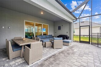 Building Photo - 15060 Pinehurst Ln