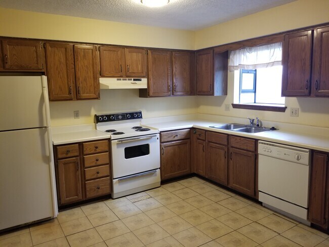 Building Photo - 103 Brookridge Dr
