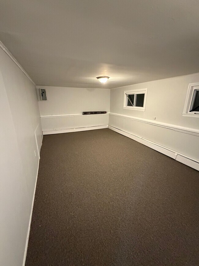 Foto del edificio - 958 Taylor Ave