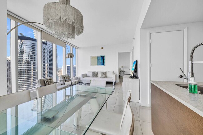 Foto del edificio - 485 Brickell Ave