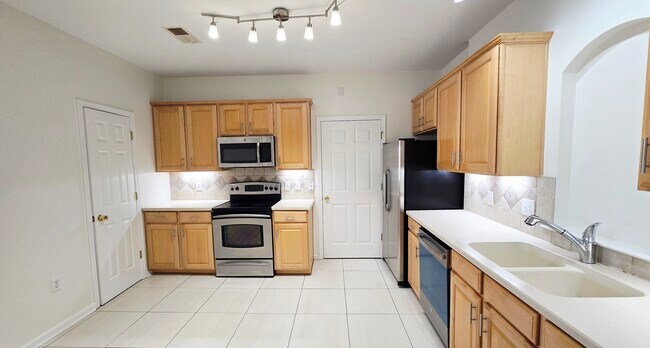 Cocina - 14353 San Paolo Ln