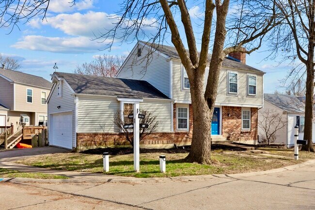 Foto del edificio - 102 Lamplighter Way