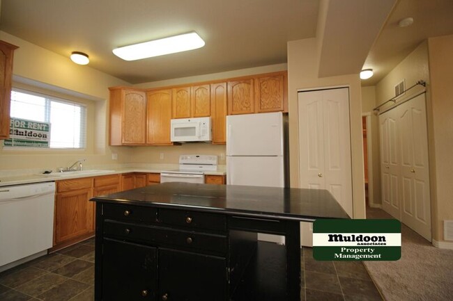 Building Photo - 1447 Madison Ridge Heights