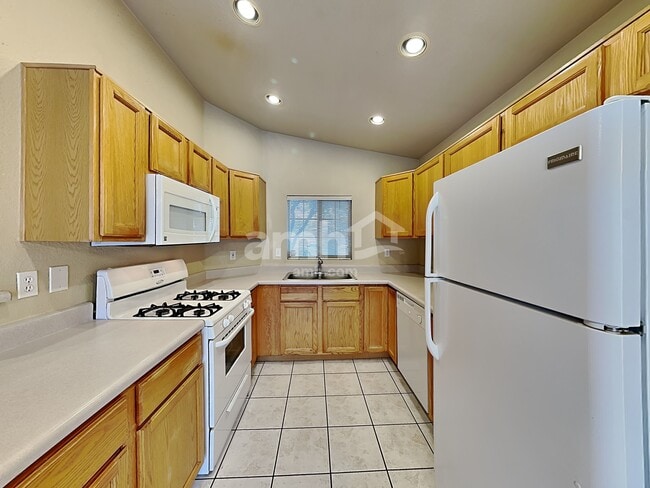 Foto del edificio - 8271 S Via del Forjador