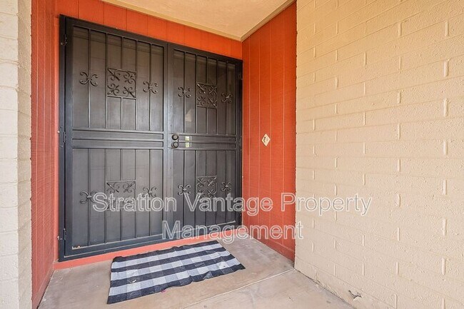 Building Photo - 7259 E Edgewood Ave