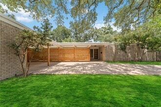 Building Photo - 5722 W Bellfort Ave