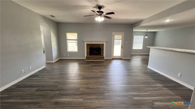 Building Photo - 7205 American W Dr