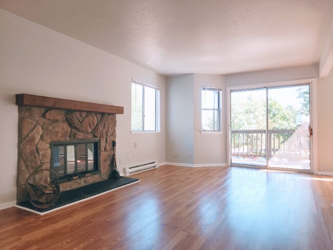 Foto del edificio - 17321 E Mansfield Ave