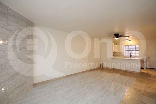 Foto del edificio - 3491 N Arizona Ave
