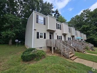 Building Photo - 3925 Keswick Pl
