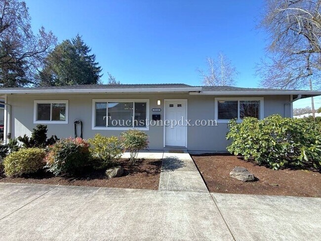 Foto del edificio - 5116 SE Mitchell St