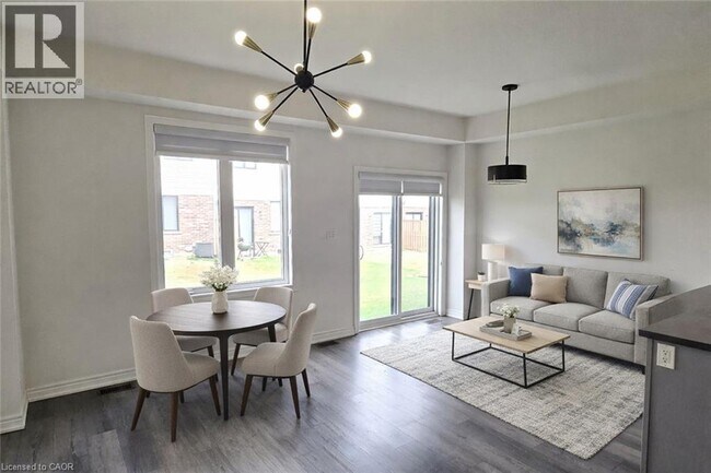 Photo du bâtiment - 148 Aquasanta Crescent