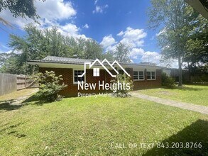 Building Photo - 102 Richter Dr