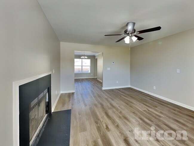 Foto del edificio - 2512 Landale Ct