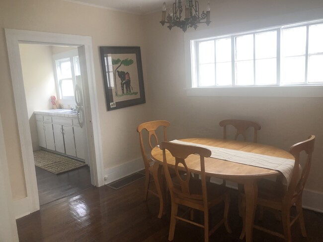 Dining room - 932 Tilden St