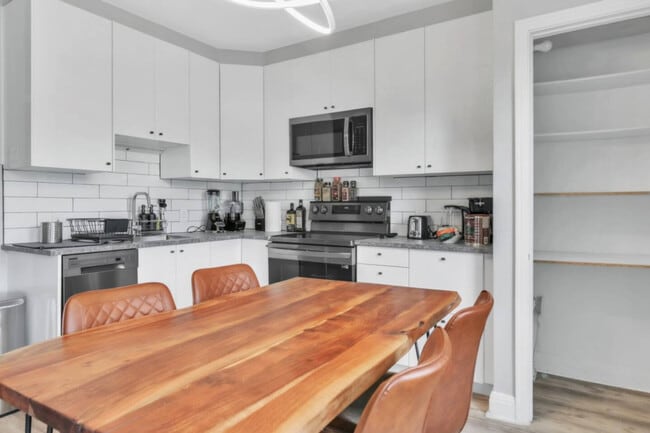 Photo du bâtiment - 6419-610e 10e Avenue