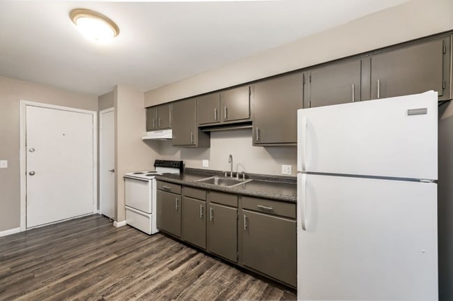 Building Photo - 7451 Lunitas Ln