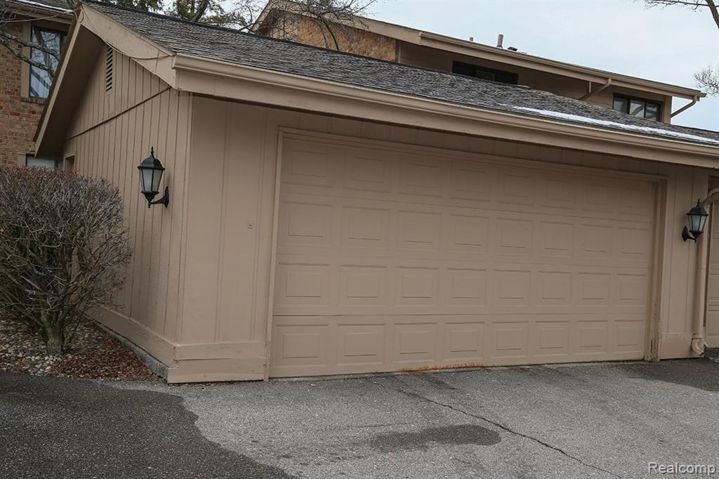 7496 Pebble Ln, West Bloomfield Township, MI 48322 Condo for Rent in