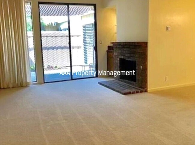 Building Photo - 118 Northcreek Cir