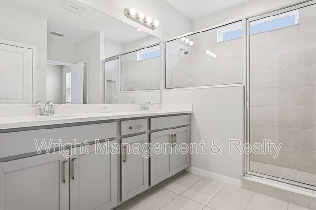 Foto del edificio - 13743 Rangeland Blvd