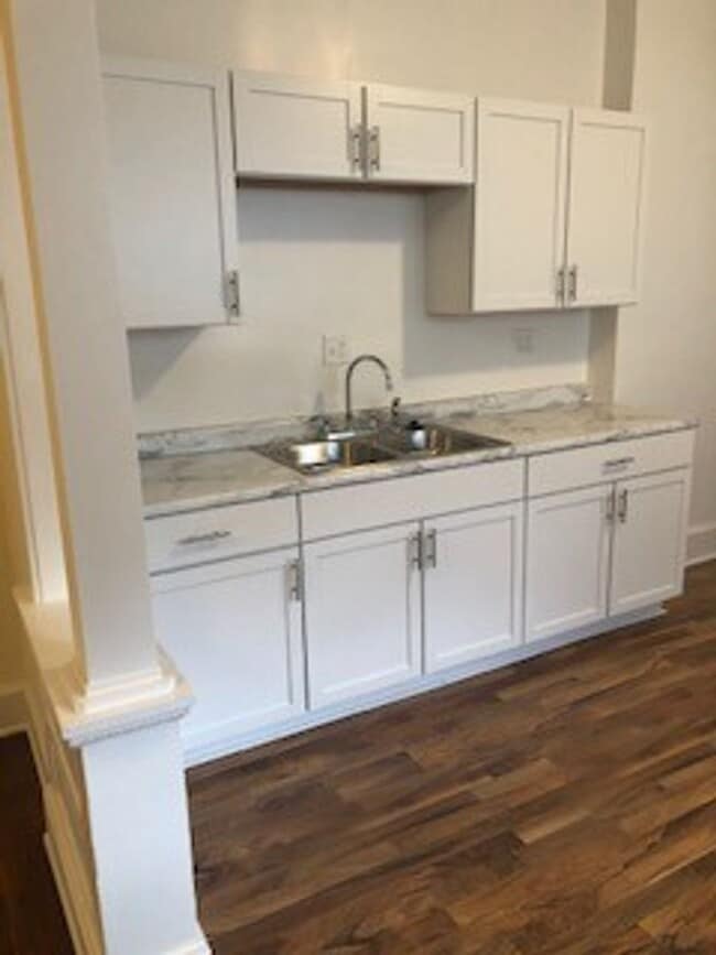 Foto del edificio - 239 N Tacoma Ave